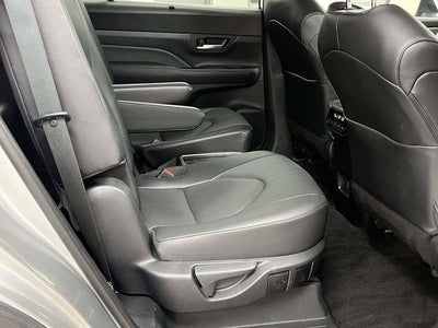 2025 Toyota Grand Highlander XLE