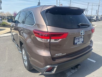 2019 Toyota Highlander Hybrid Base