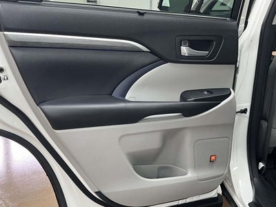 2017 Toyota Highlander Limited