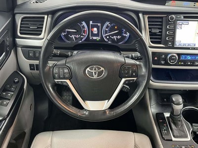 2017 Toyota Highlander Limited