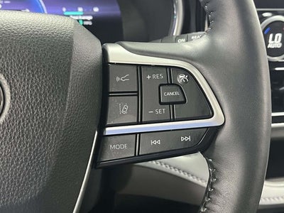 2024 Toyota Highlander Hybrid Platinum