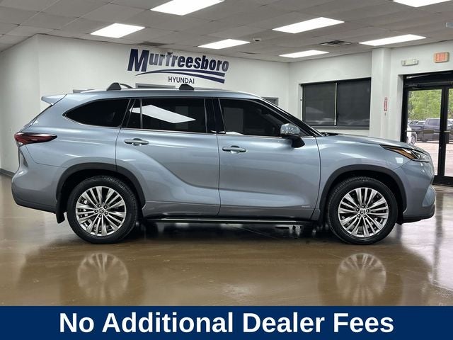 2024 Toyota Highlander Hybrid Platinum