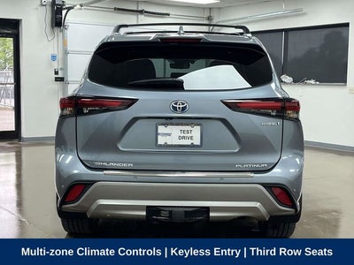 2024 Toyota Highlander Hybrid Platinum