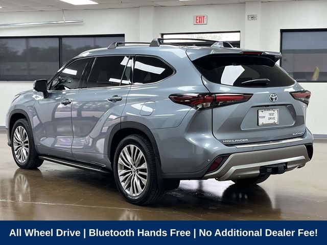 2024 Toyota Highlander Hybrid Platinum