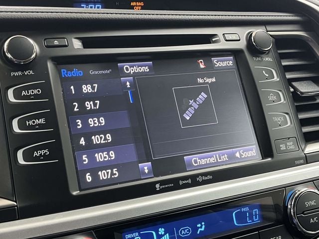 2019 Toyota Highlander SE