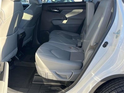 2023 Toyota Highlander XLE