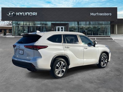 2023 Toyota Highlander XLE