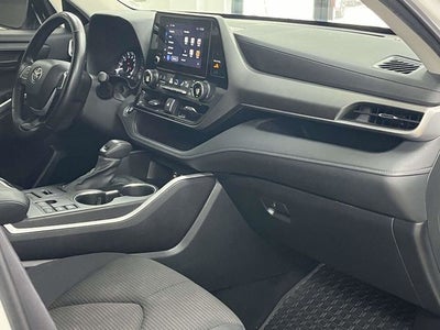 2023 Toyota Highlander LE