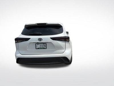 2023 Toyota Highlander LE