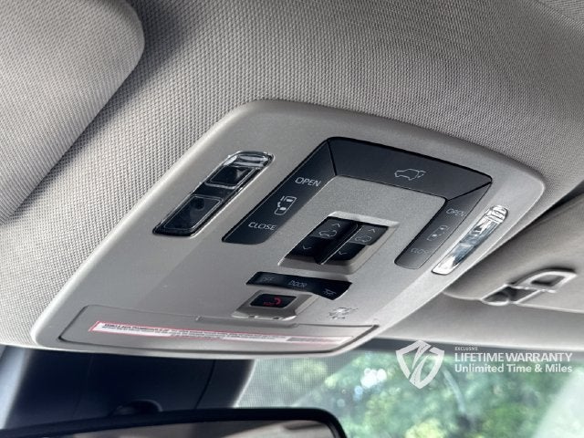 2023 Toyota Sienna XLE 8 Passenger