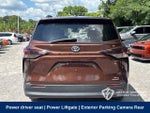 2023 Toyota Sienna XLE 8 Passenger