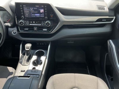 2020 Toyota Highlander LE