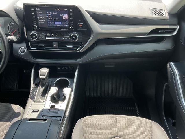 2020 Toyota Highlander LE