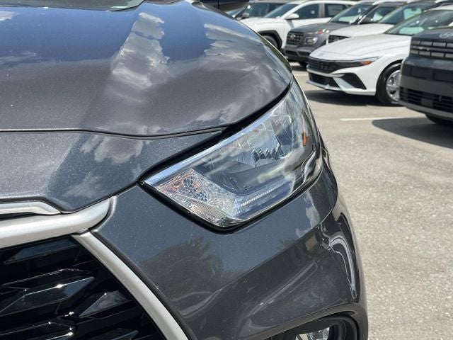 2020 Toyota Highlander LE
