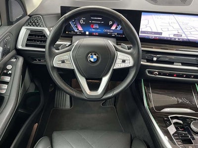 2025 BMW X7 xDrive40i