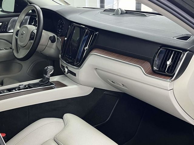 2019 Volvo S60 T6 Inscription