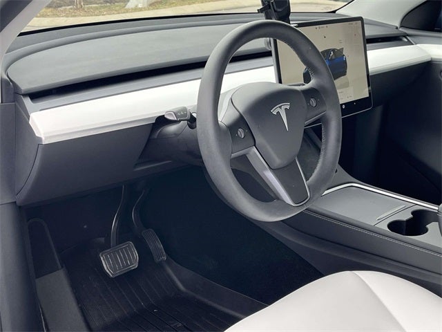 2025 Tesla Model Y Long Range