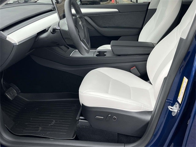 2025 Tesla Model Y Long Range