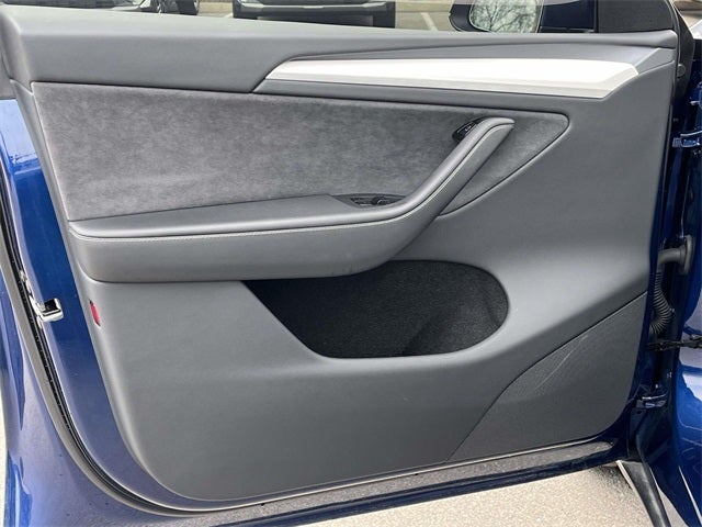 2025 Tesla Model Y Long Range