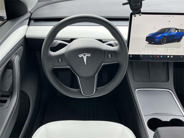 2025 Tesla Model Y Long Range