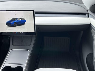 2025 Tesla Model Y Long Range