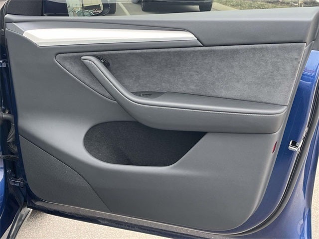 2025 Tesla Model Y Long Range