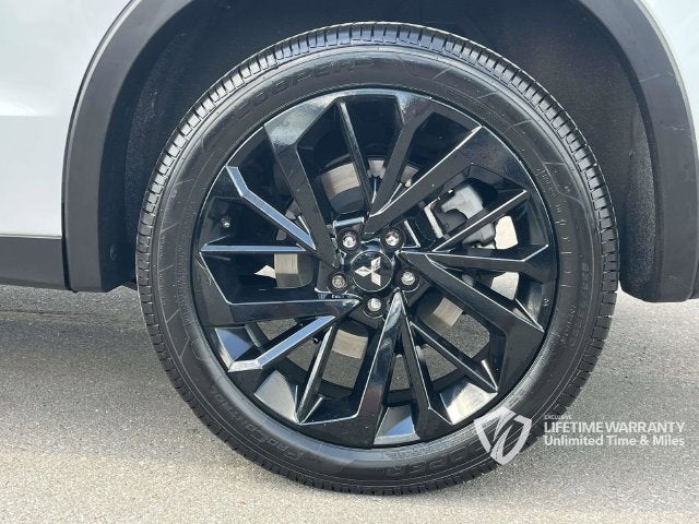 2024 Mitsubishi Outlander SE Black Edition