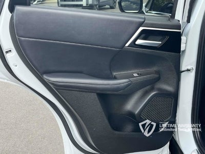 2024 Mitsubishi Outlander SE Black Edition