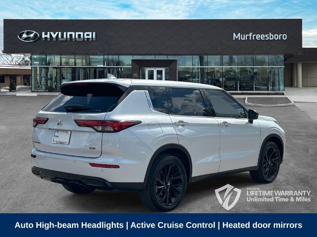 2024 Mitsubishi Outlander SE Black Edition