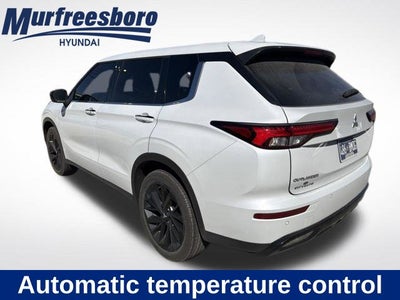 2024 Mitsubishi Outlander SE Black Edition