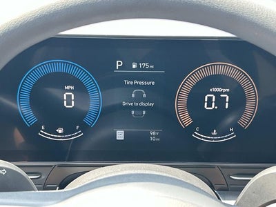 2027 Hyundai KONA SE FWD