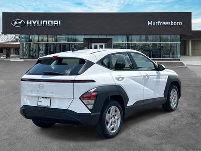 2027 Hyundai KONA SE FWD
