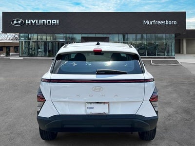 2027 Hyundai KONA SE FWD