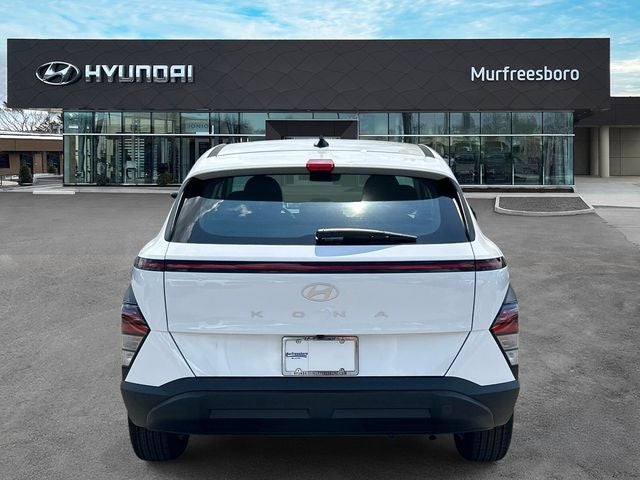 2027 Hyundai KONA SE FWD
