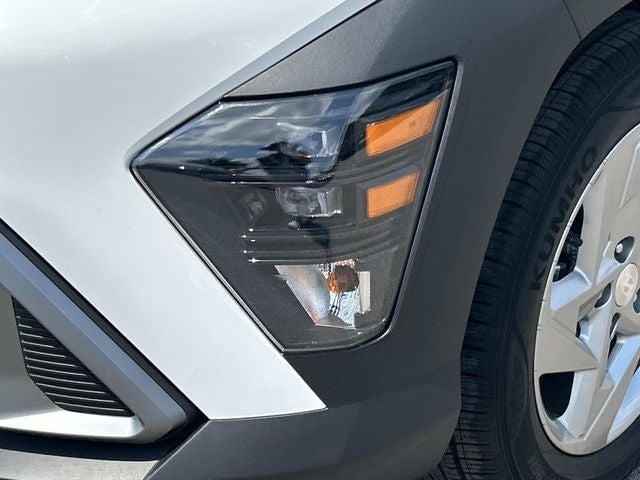 2027 Hyundai KONA SE FWD