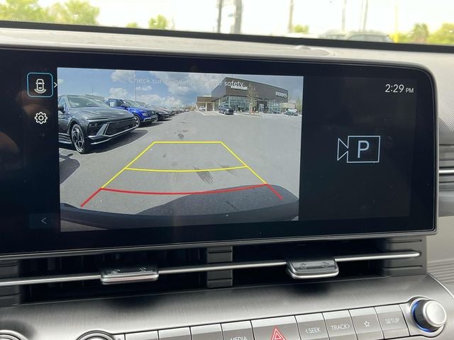 2025 Hyundai KONA SE