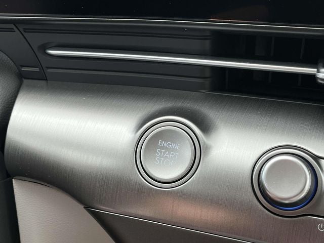 2025 Hyundai KONA SE