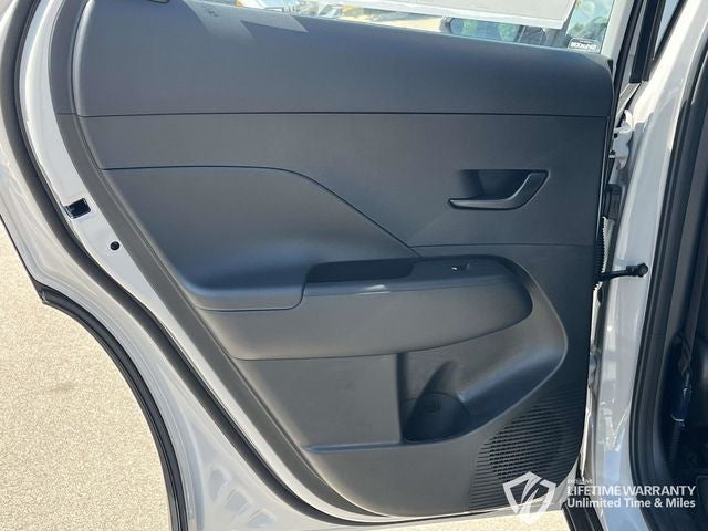 2027 Hyundai KONA SE FWD
