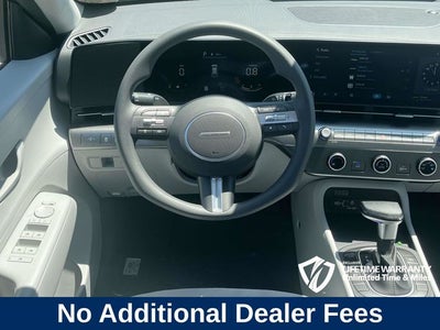 2026 Hyundai KONA SE FWD
