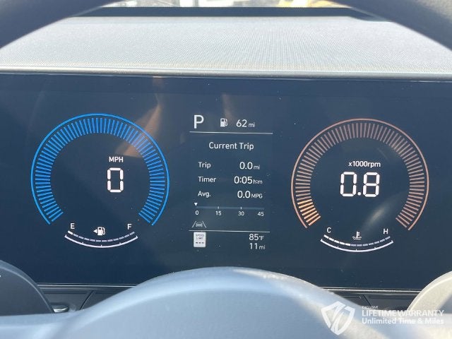 2027 Hyundai KONA SE FWD