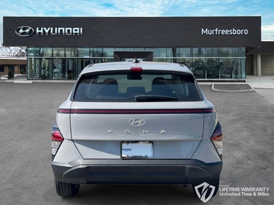 2027 Hyundai KONA SE FWD