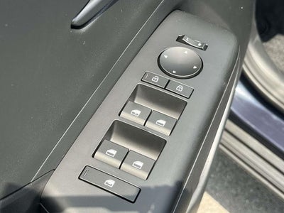 2027 Hyundai KONA SE FWD