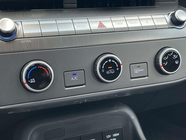 2027 Hyundai KONA SE FWD