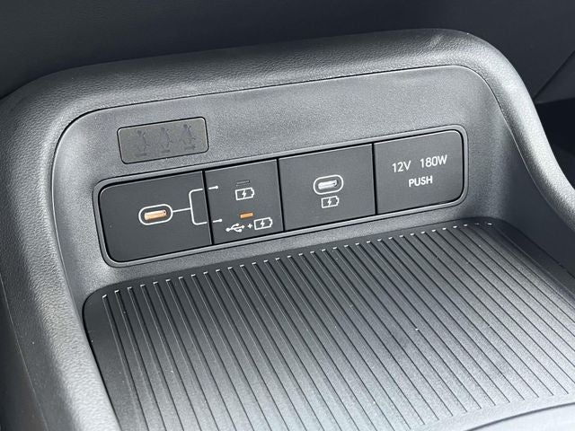 2027 Hyundai KONA SE FWD
