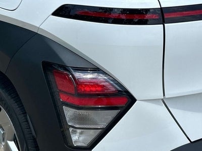 2026 Hyundai KONA SE FWD