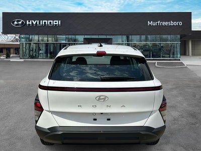 2026 Hyundai KONA SE FWD