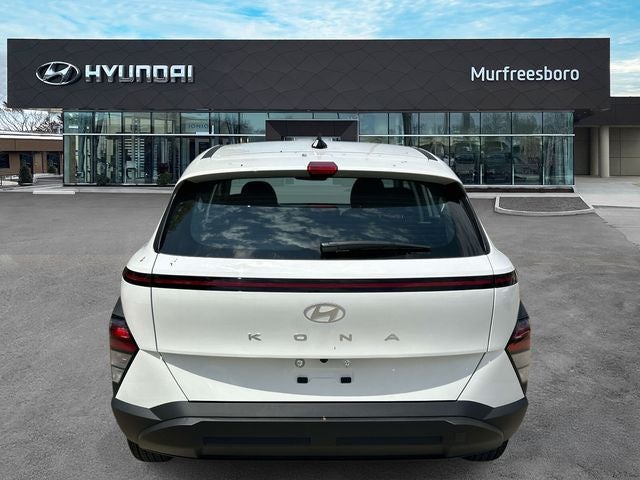2026 Hyundai KONA SE FWD