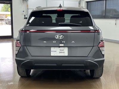 2025 Hyundai KONA SEL