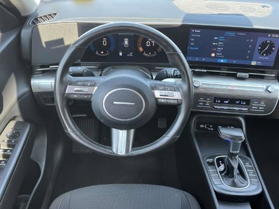 2025 Hyundai KONA SEL