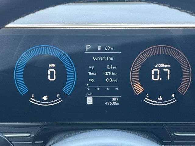 2025 Hyundai KONA SEL